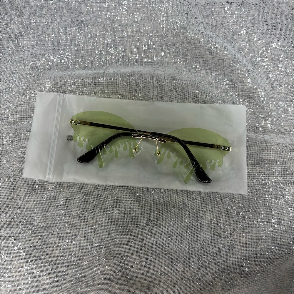 Stylish Green Sunglasses